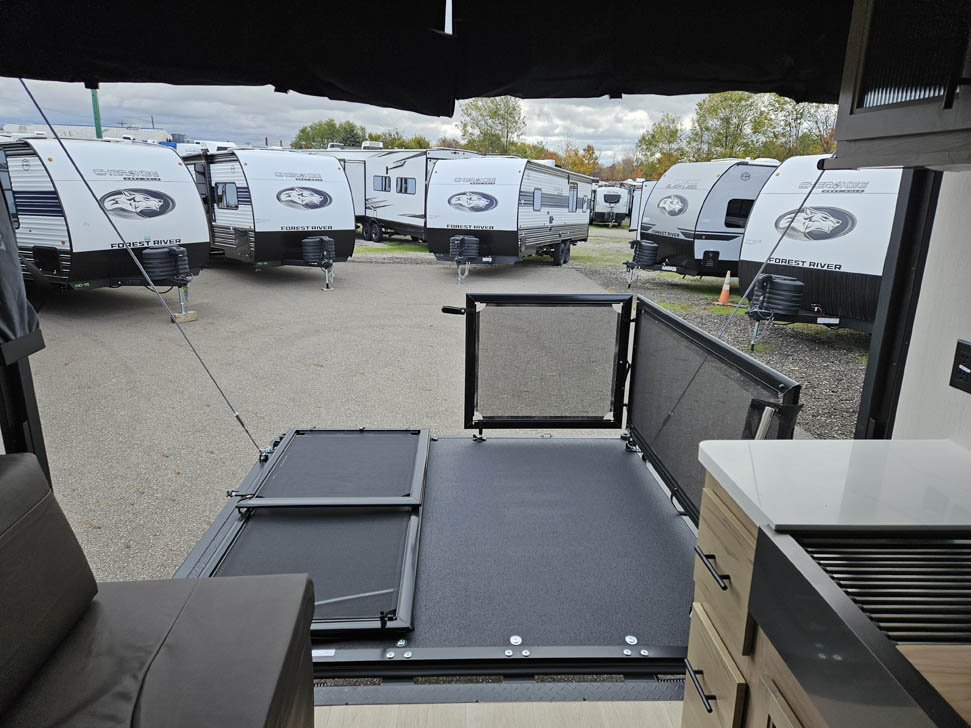 Forest River Cherokee Grey Wolf 18RRBL Toy Hauler Trailer | All