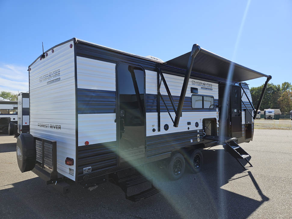 Cherokee Grey Wolf 23DBH Travel Trailer - All Seasons RV