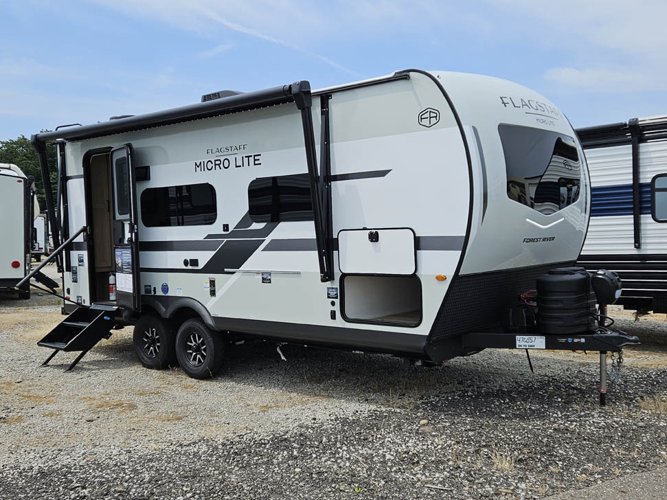 2027 Flagstaff Micro Lite 21FBRS Couples Coach - All Seasons RV