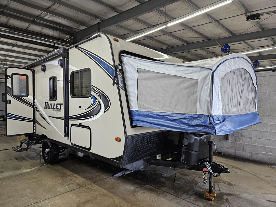 Used 2018 Keystone Bullet Crossfire 1650EX Hybrid Trailer - All Seasons RV