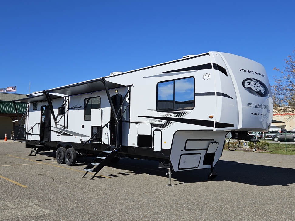 2026 Wolf Pack 352Pack15 Toy Hauler with 15ft Enclosed Garage