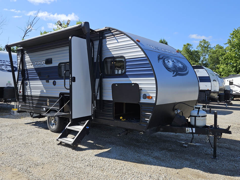 Used 2020 Cherokee wolf Pup 16BHS Travel Trailer