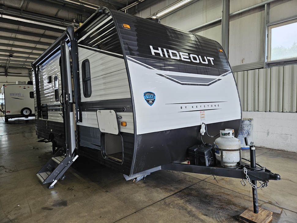 Used 2022 Keystone Hideout 179RB Travel Trailer - All Seasons RV