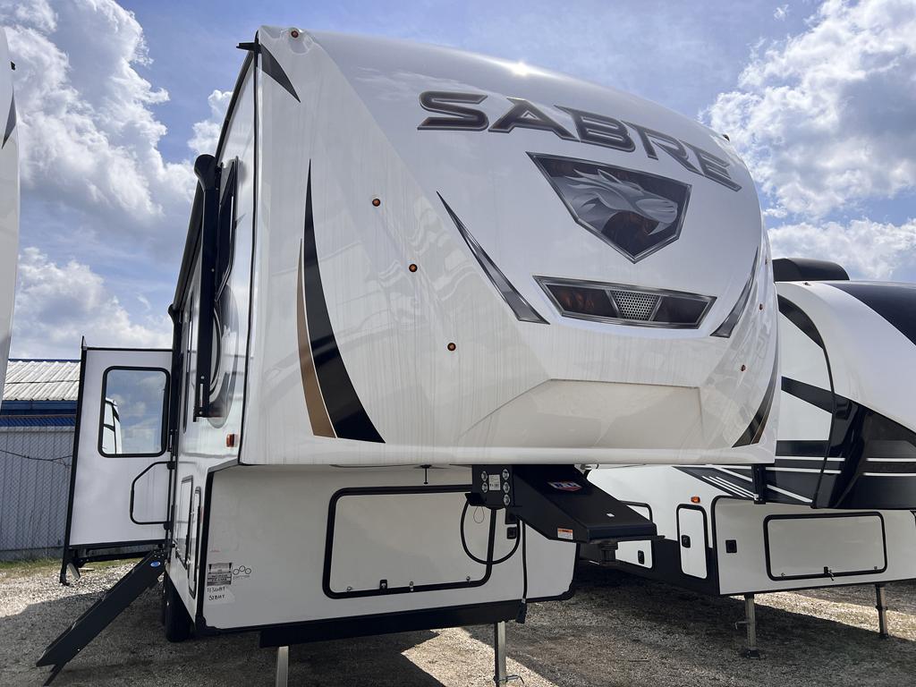 Sabre 32GKS Fifth Wheel