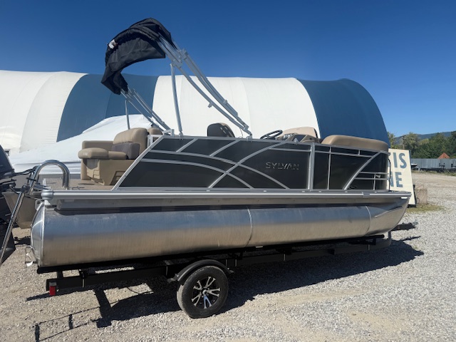 NEW 2026 Sylvan Mirage 820 CRB - Atlantis Marine