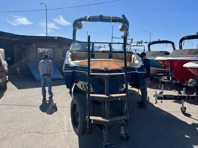 NEW 2024 Heyday WT-Surf - Atlantis Marine