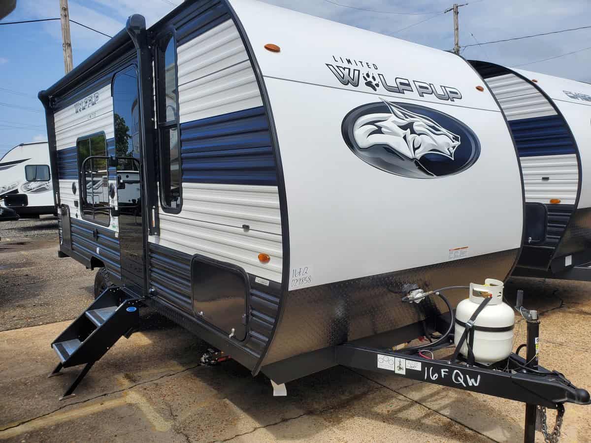 SOLD NEW 2024 Forest River Cherokee Wolf Pup 16FQW Bossier City, LA