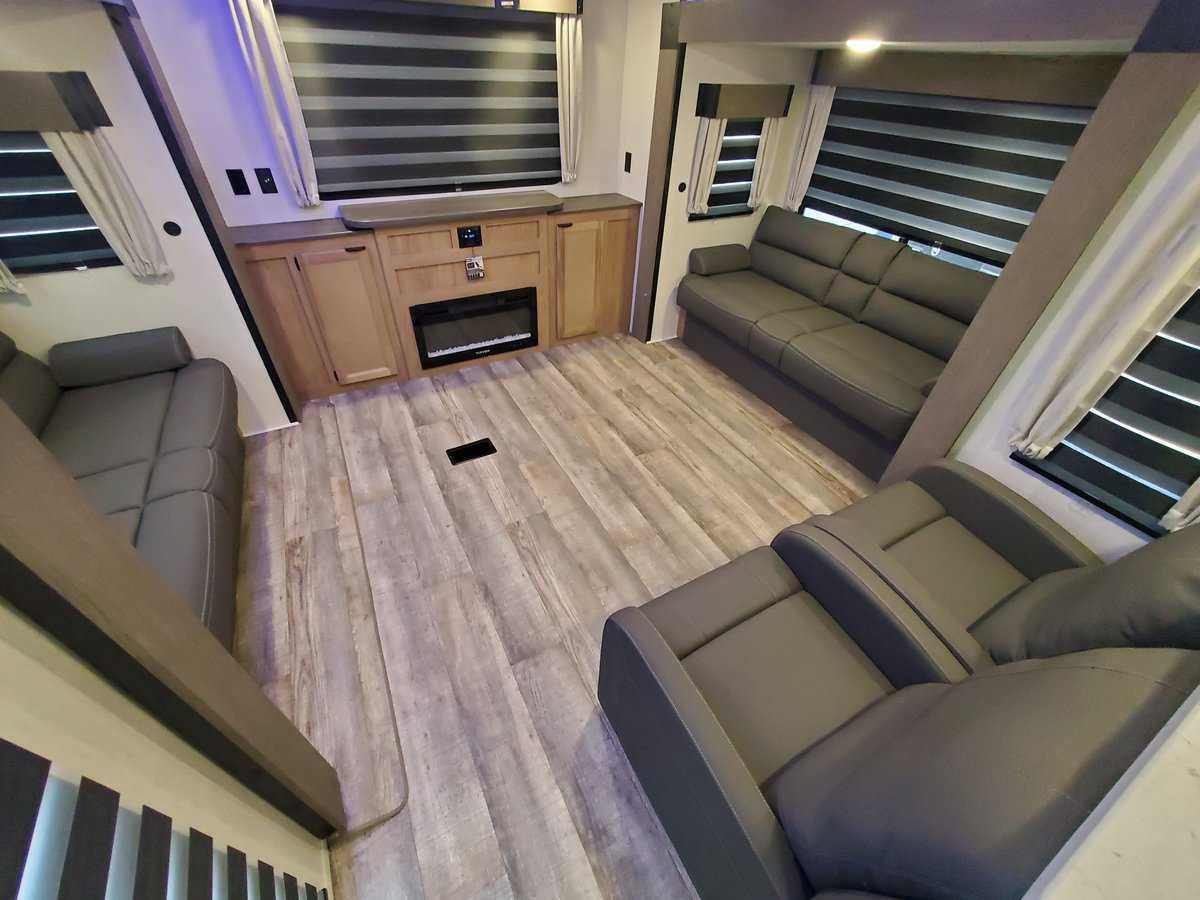 NEW 2024 Forest River Cherokee 306MM Bossier City, LA