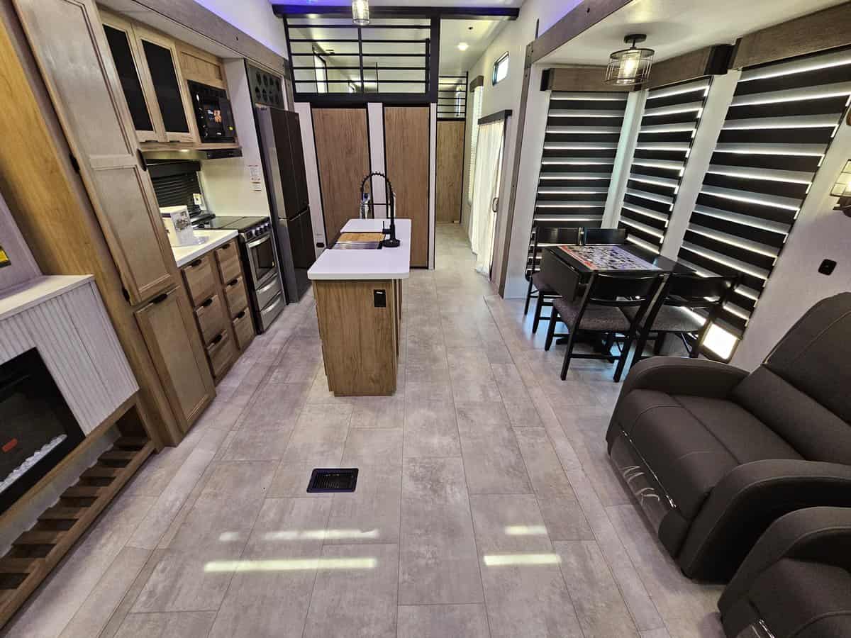 SOLD NEW 2024 Forest River Cherokee Timberwolf 39DL Bossier City, LA