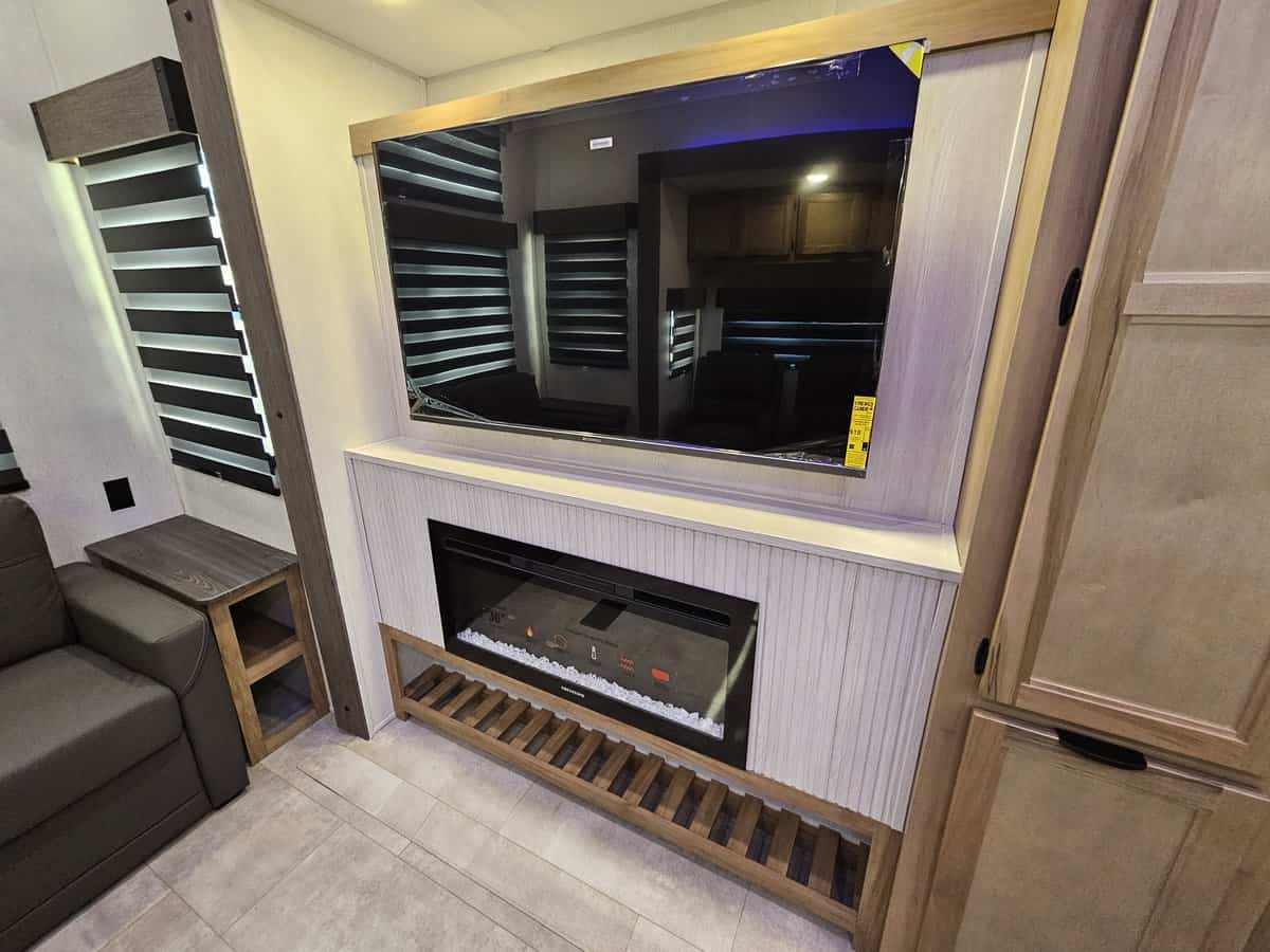 SOLD NEW 2024 Forest River Cherokee Timberwolf 39DL Bossier City, LA