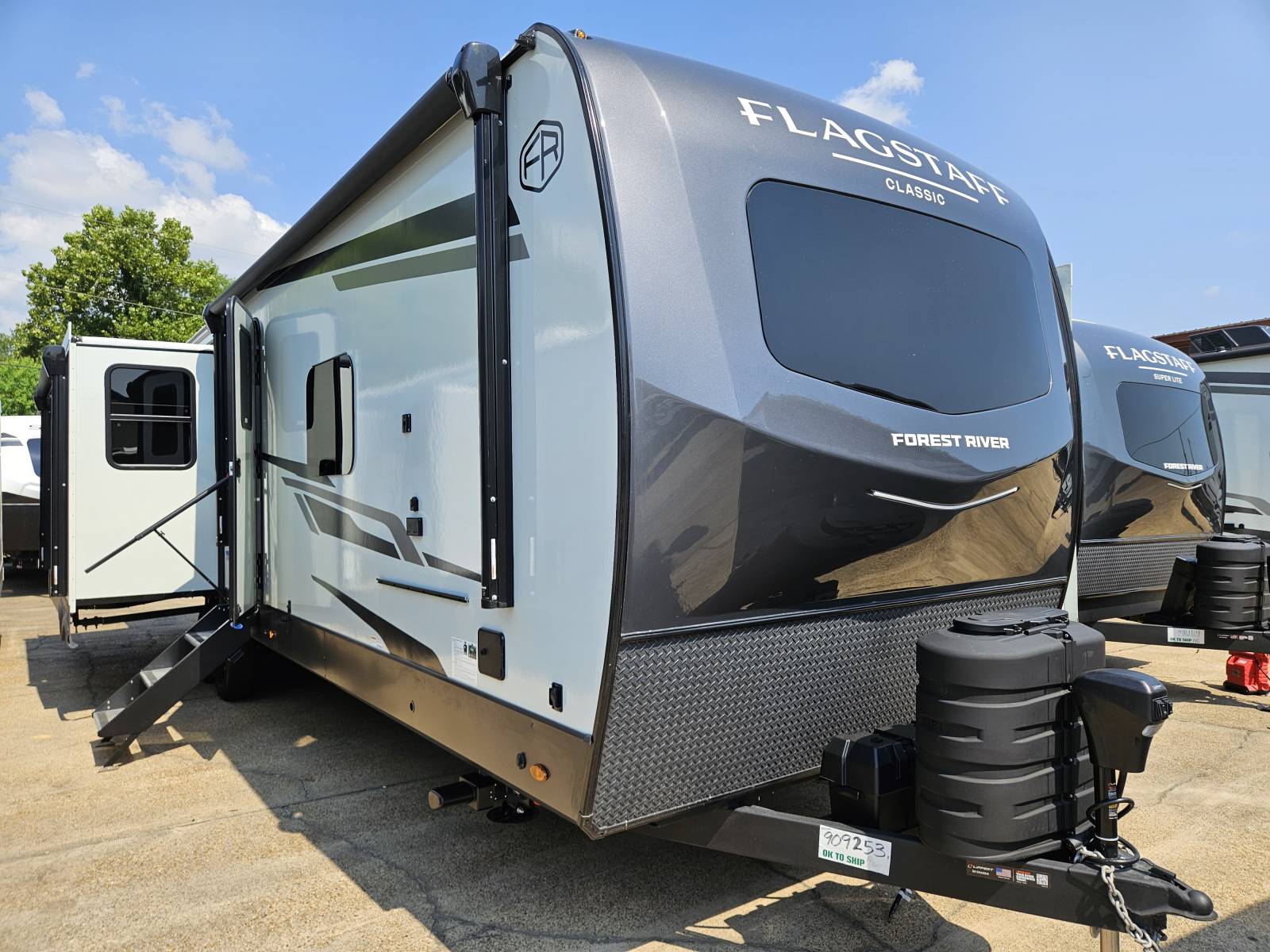 2026 FOREST RIVER FLAGSTAFF CLASSIC 832IKRL - Bayou Outdoor Supercenter