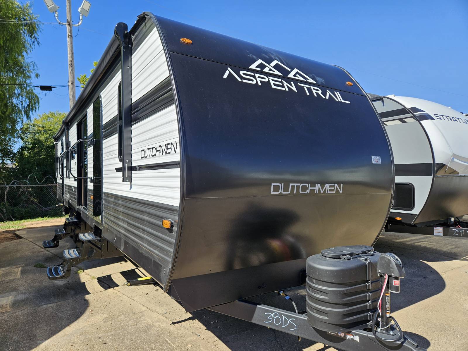 2026 DUTCHMEN Aspen Trail 38DS - Bayou Outdoor Supercenter