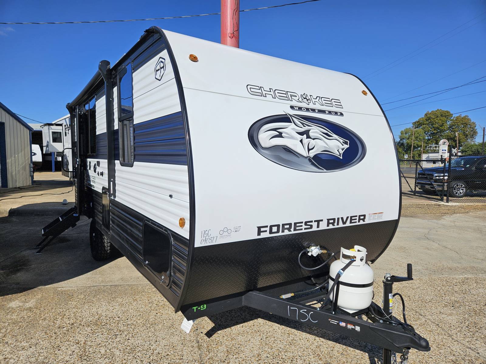 2026 FOREST RIVER Cherokee Wolf Pup 17SC - Bayou Outdoor Supercenter