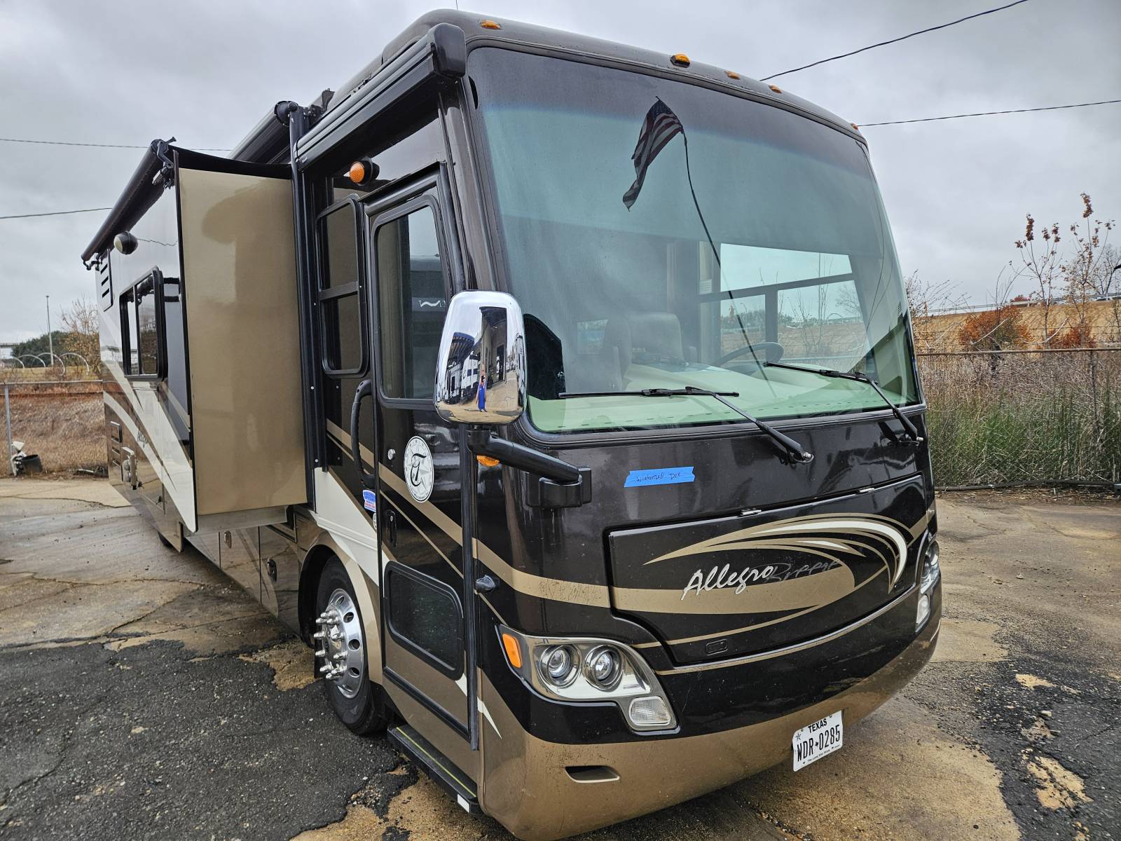 2014 TIFFIN ALLEGRO BREEZE 32BR - Bayou Outdoor Supercenter