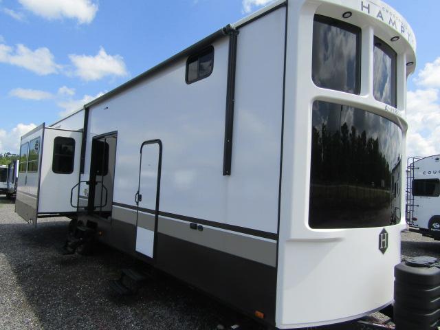 NEW 2025 CROSSROADS HAMPTON 375DBL - Bent's RV