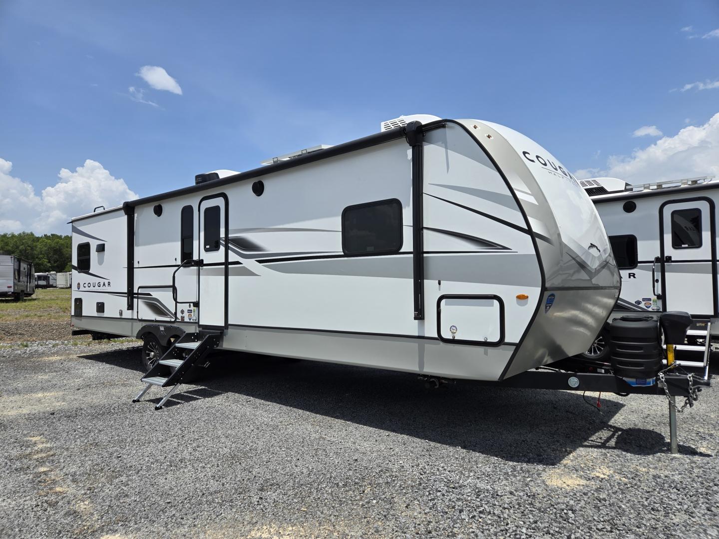 NEW 2025 KEYSTONE COUGAR 30RKD - Bent's RV