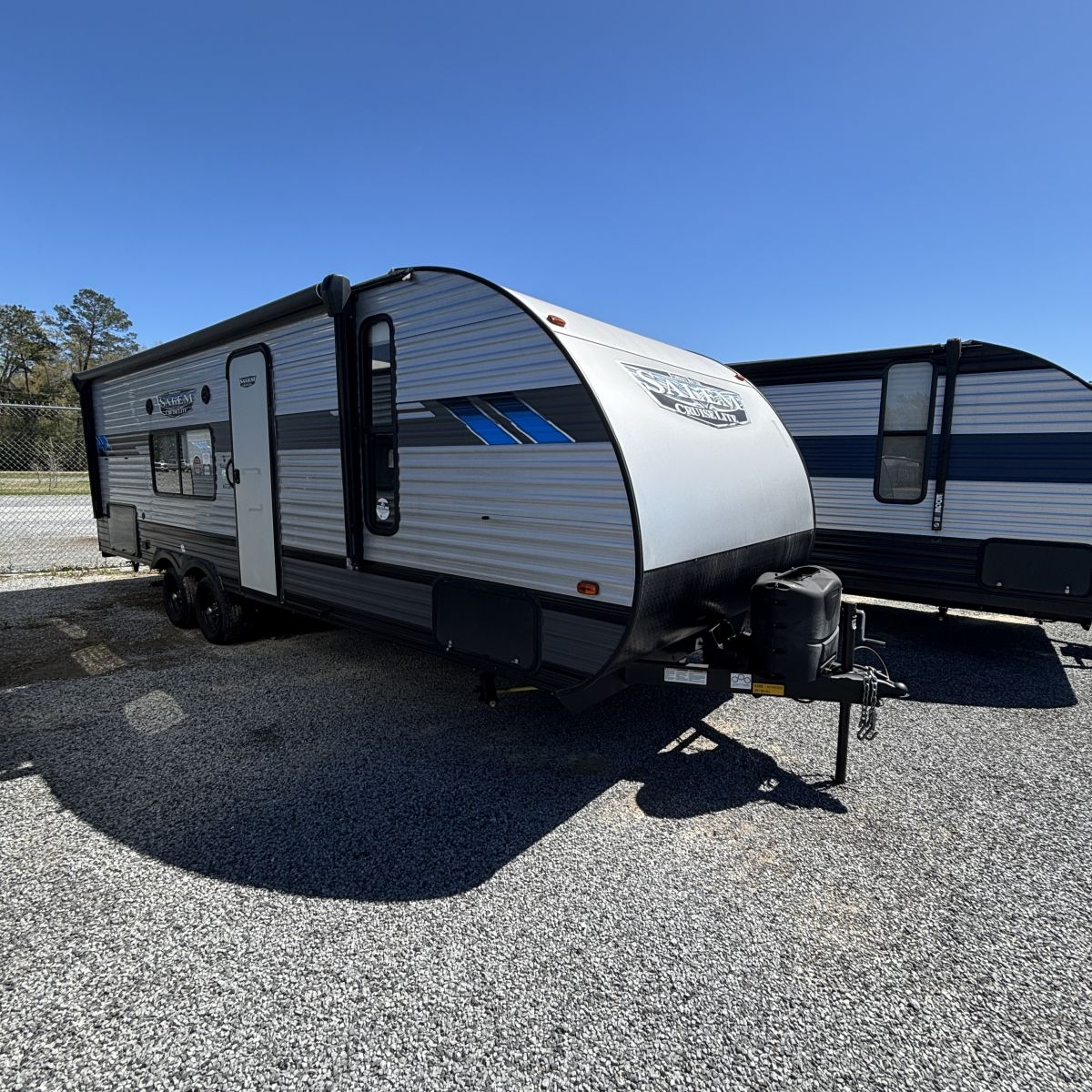 USED 2022 FOREST RIVER SALEM CRUISE LITE 261BHXL - Bent's RV