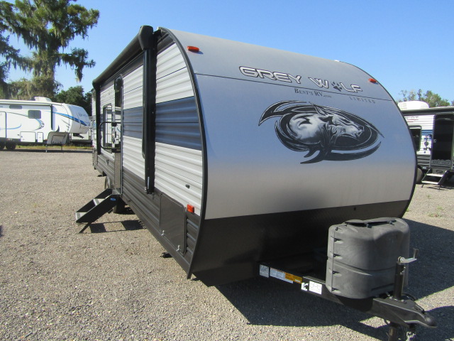 USED 2022 FOREST RIVER GREY WOLF LTD 26DJSE - Bent's RV