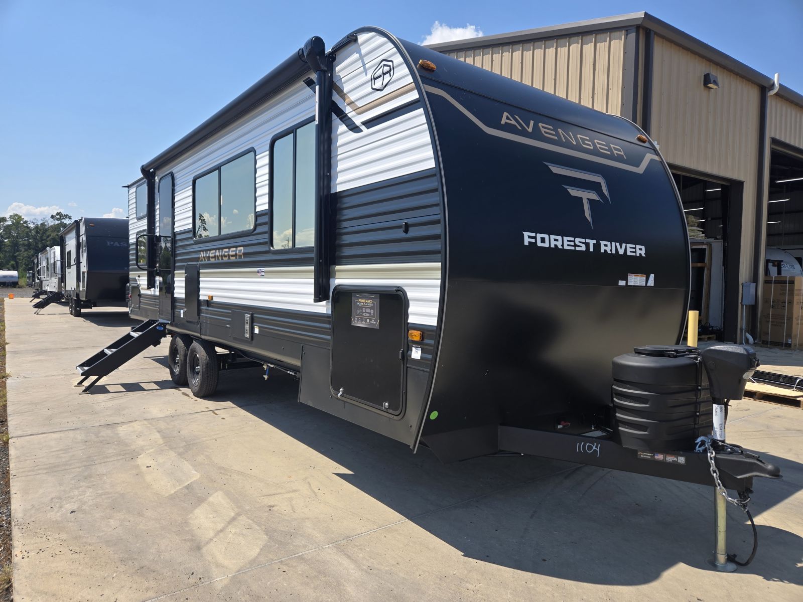 NEW 2026 PRIME TIME AVENGER 25MKB - Bent's RV