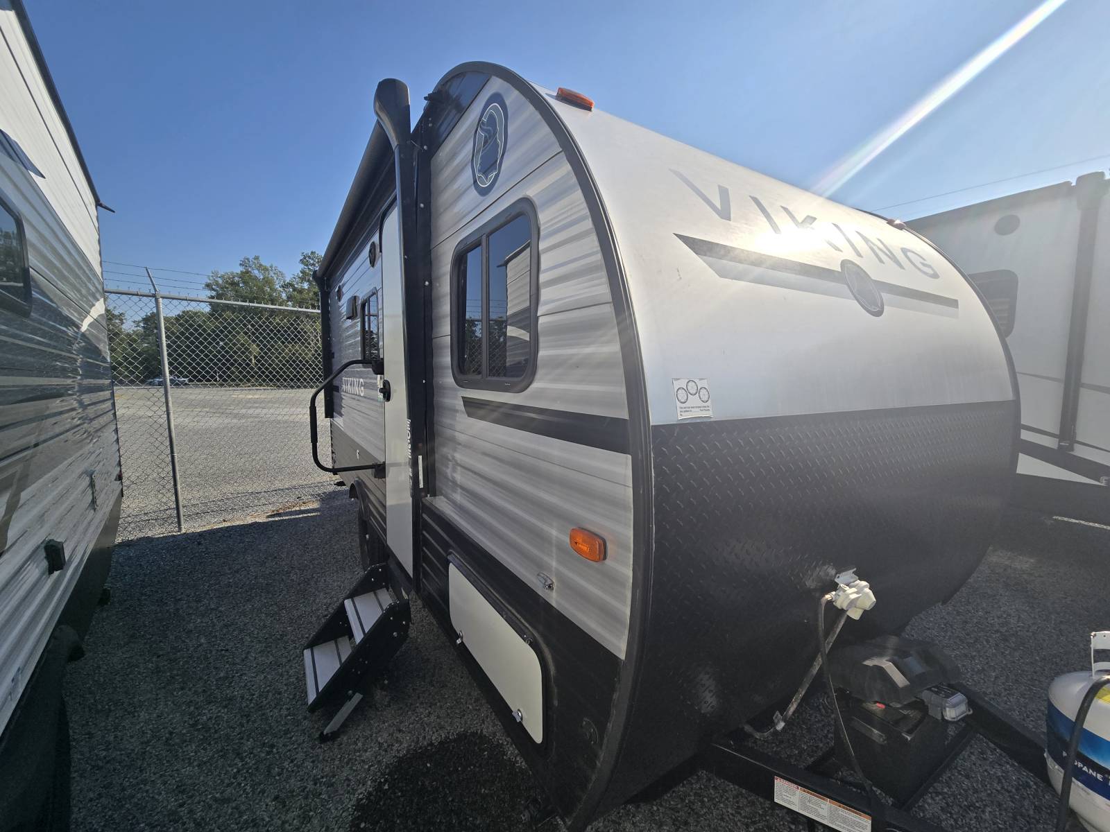 USED 2021 FOREST RIVER VIKING 17BHS - Bent's RV