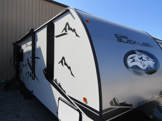 USED 2024 FOREST RIVER CHEROKEE GREY WOLF 23MKBL - Bent's RV