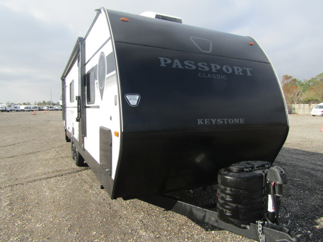 NEW 2026 KEYSTONE PASSPORT 260BHC - Bent's RV
