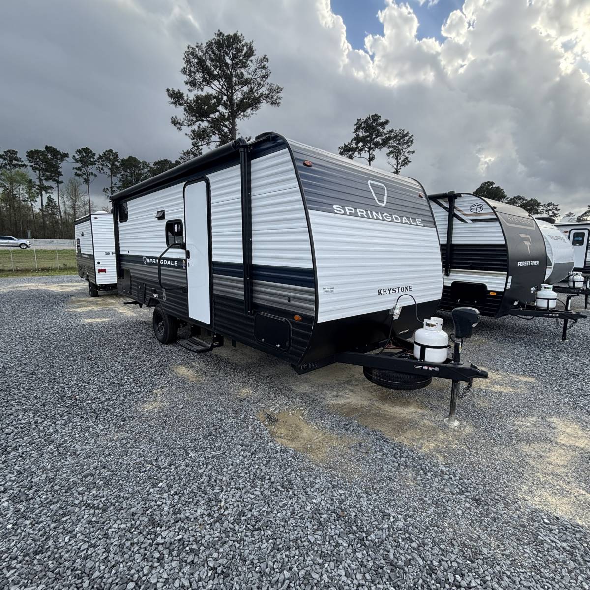 NEW 2026 KEYSTONE SPRINGDALE 1990BHS - Bent's RV