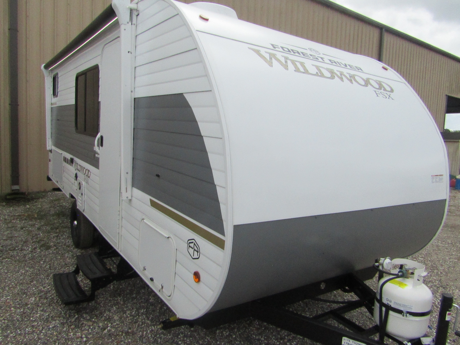 NEW 2026 FOREST RIVER WILDWOOD FSX 178ICE - Bent's RV