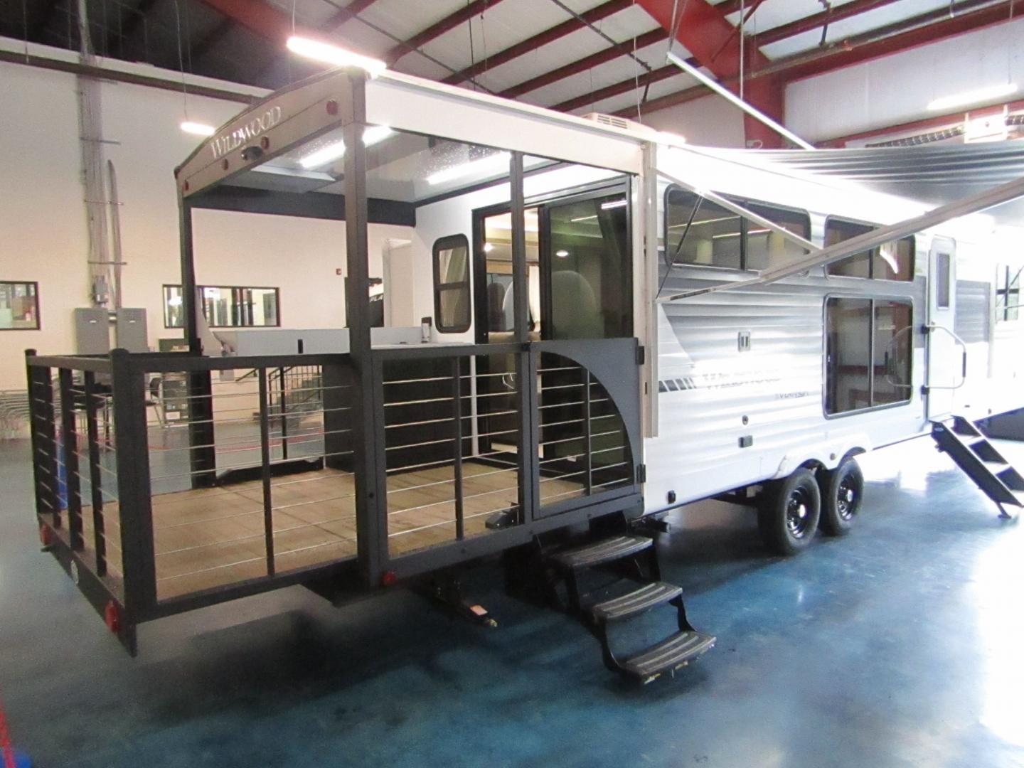 NEW 2025 FOREST RIVER WILDWOOD 32VERANDA - Bent's RV