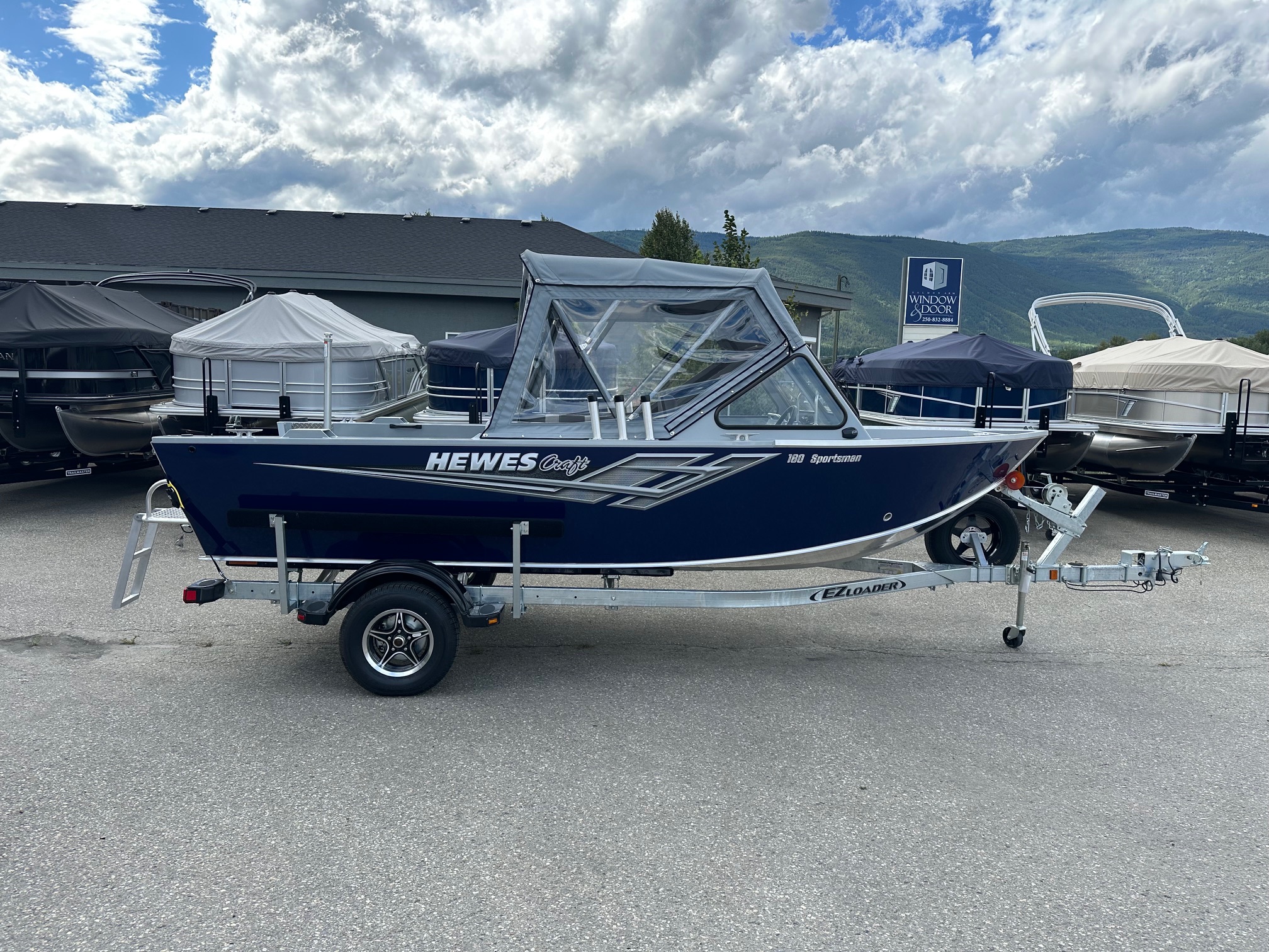 NEW 2025 HEWESCRAFT 180 SPORTSMAN - Boathouse Marine