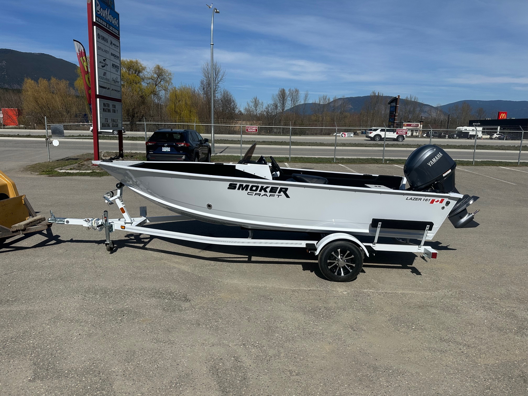 NEW 2026 SMOKERCRAFT 161 LAZER - Boathouse Marine