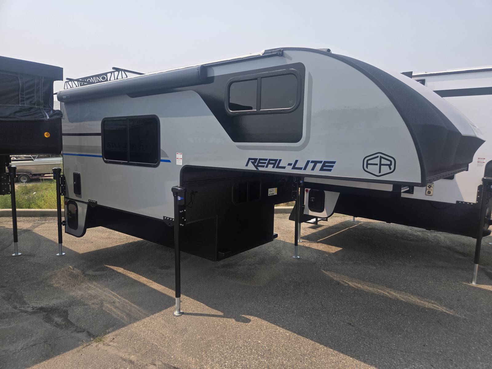 NEW 2027 Palomino Real-Lite HS-1806 - Bobby Combs RV Centers