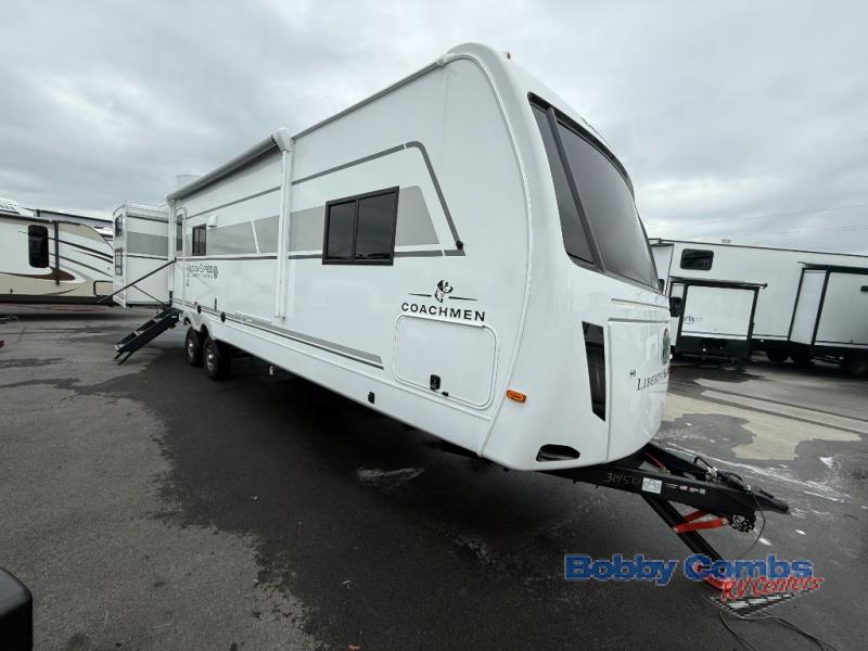 New 2026 Coachmen RV Freedom Express Liberty Edition 330BHJJ - Bobby Combs RV Centers