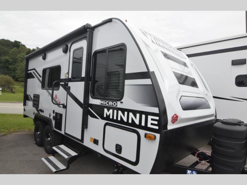 NEW 2024 Winnebago Micro Minnie 2100BH
