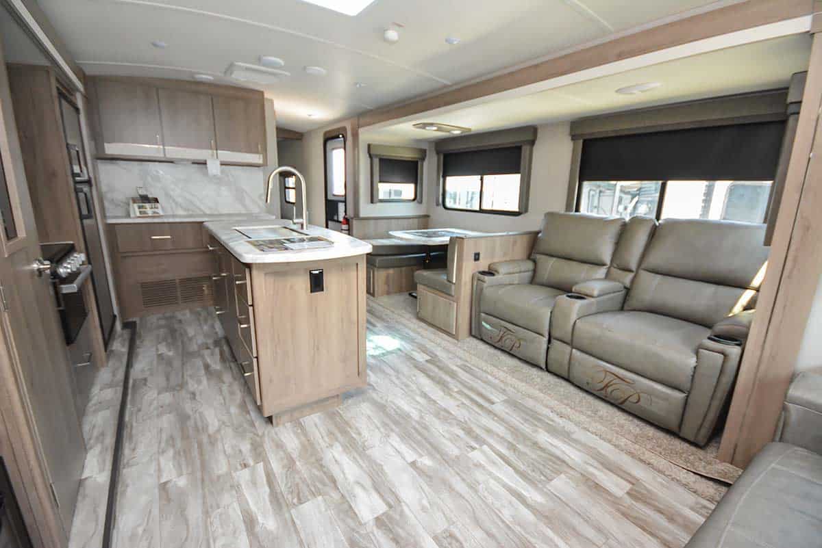 NEW 2022 Grand Design Imagine 2970 RL 2970RL Tulsa, OK