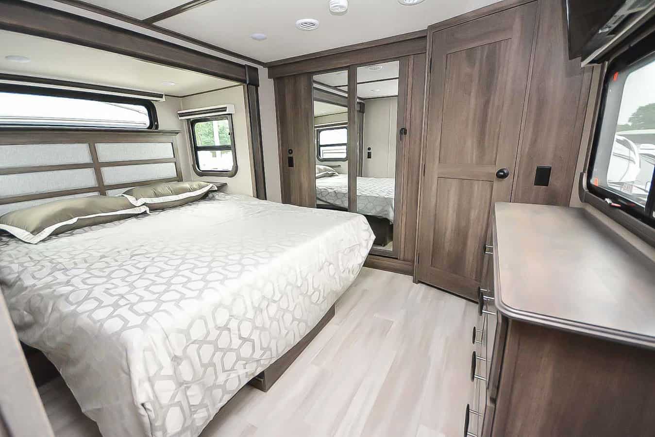 NEW 2022 Grand Design Solitude 310 GK 310GK Tulsa, OK