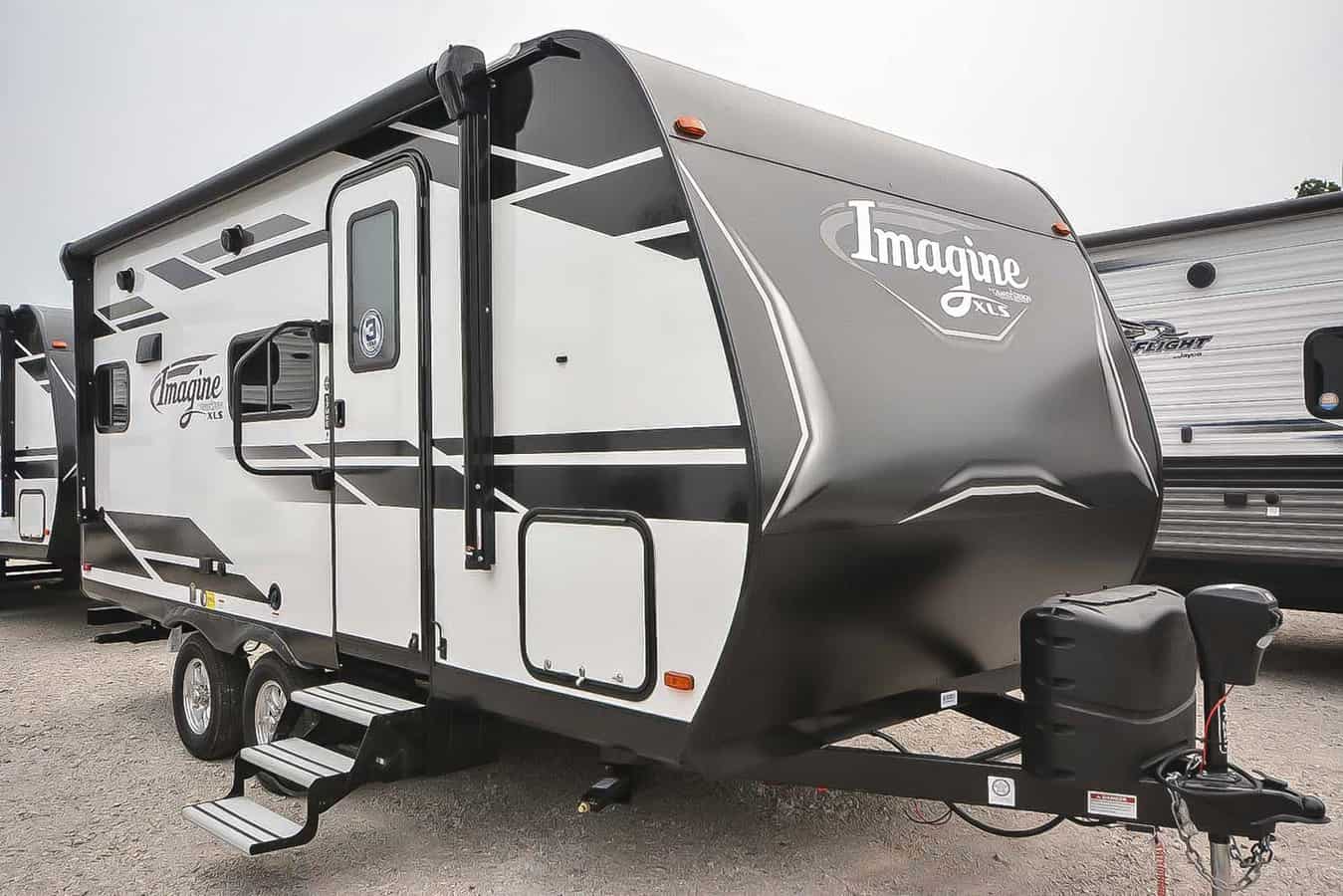 NEW 2022 Grand Design Imagine XLS 17 MKE 17MKE Tulsa, OK