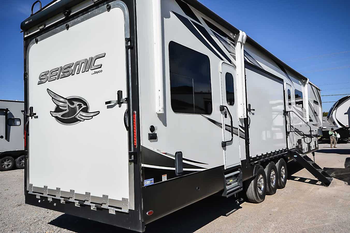 2021 Jayco Seismic 4113 Tulsa Ok