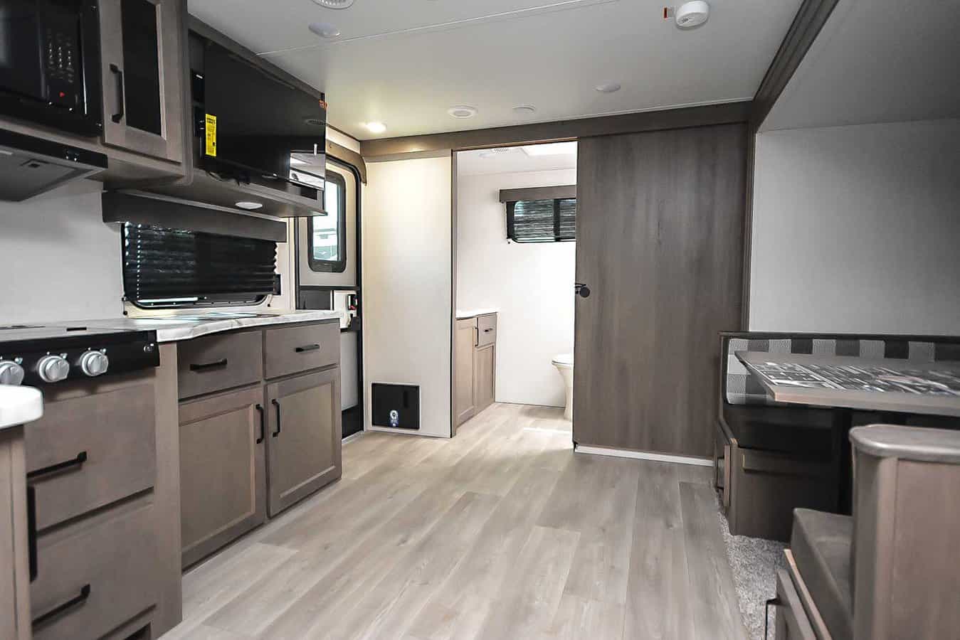 NEW 2025 Grand Design Transcend XPLOR 221RB Tulsa, OK