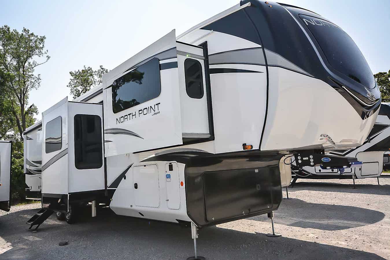 NEW 2025 Jayco North Point 382 FLRB 382FLRB Tulsa, OK