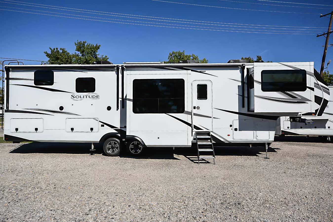 NEW 2024 Grand Design Solitude 380FL - Camperland of Oklahoma