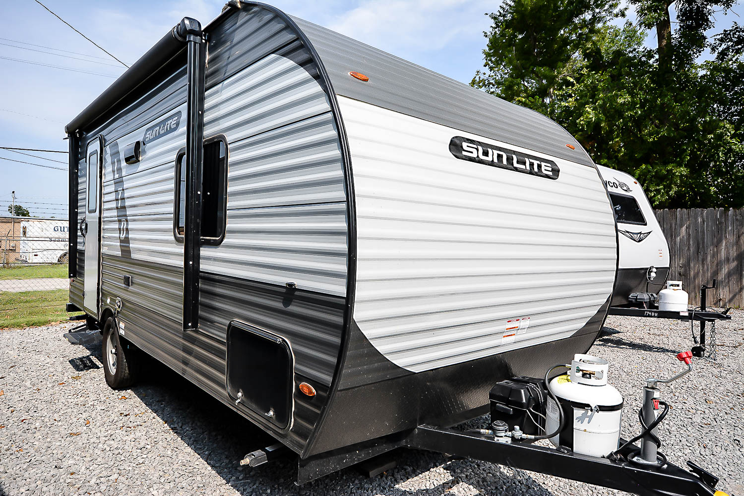 Used 2024 Sunset Park Sun Lite 19RB - Camperland of Oklahoma