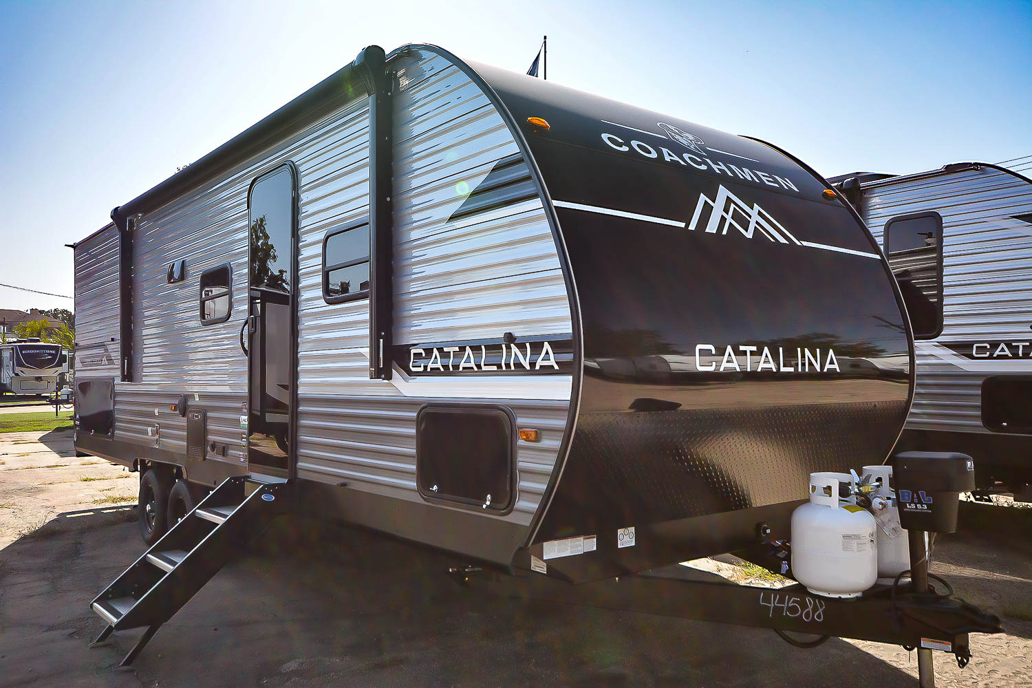 2025 Coachmen Catalina Summit 261BHS - Camperland of Oklahoma