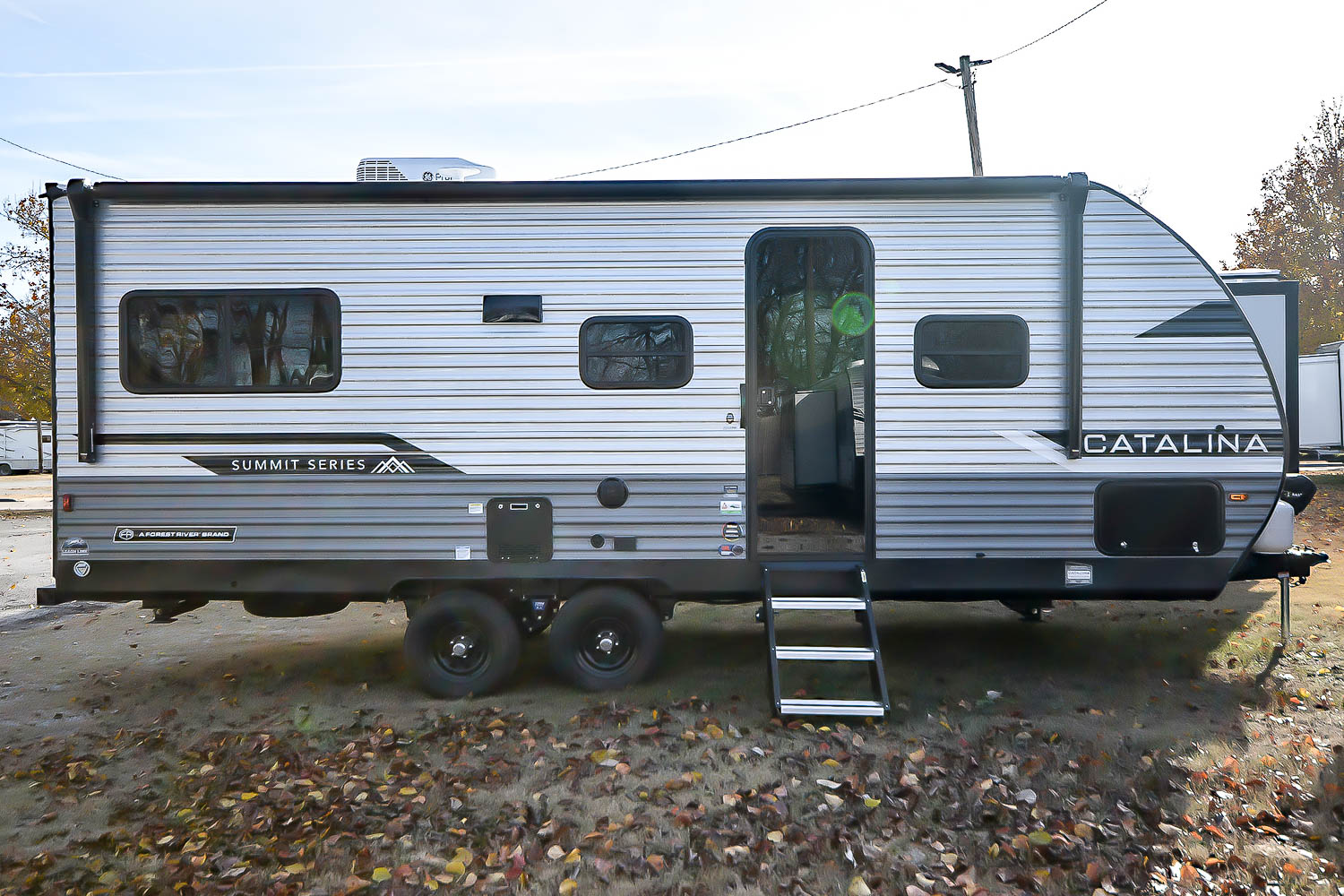 2025 Coachmen Catalina Summit 221EPIC - Camperland of Oklahoma