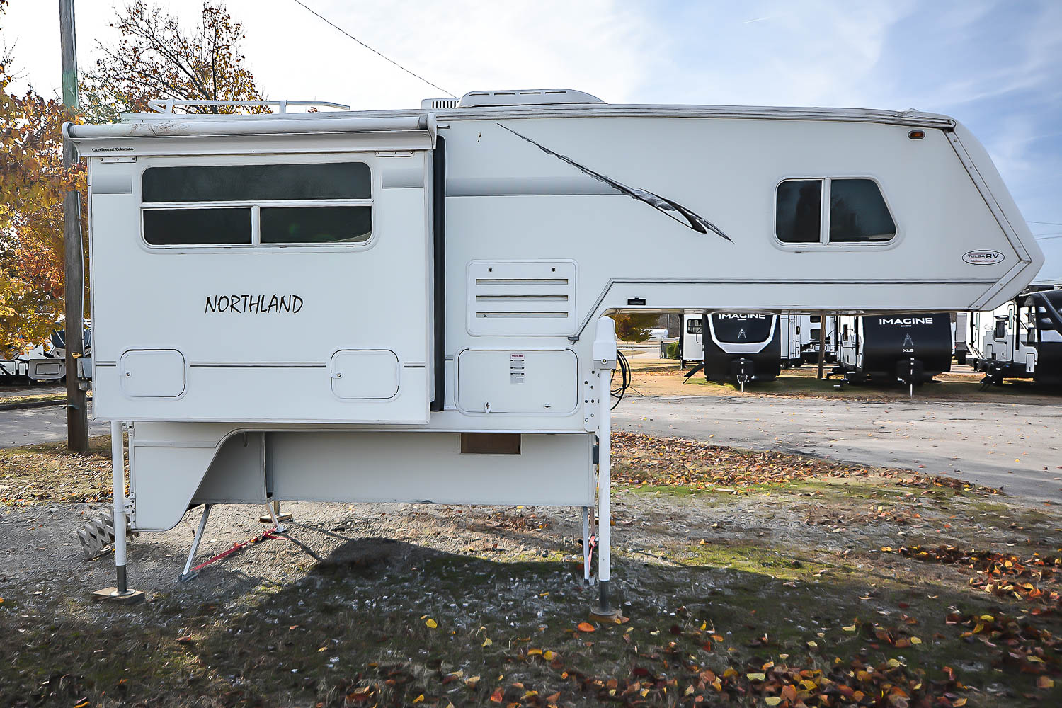 Used 2006 Northland Polar 860 - Camperland of Oklahoma