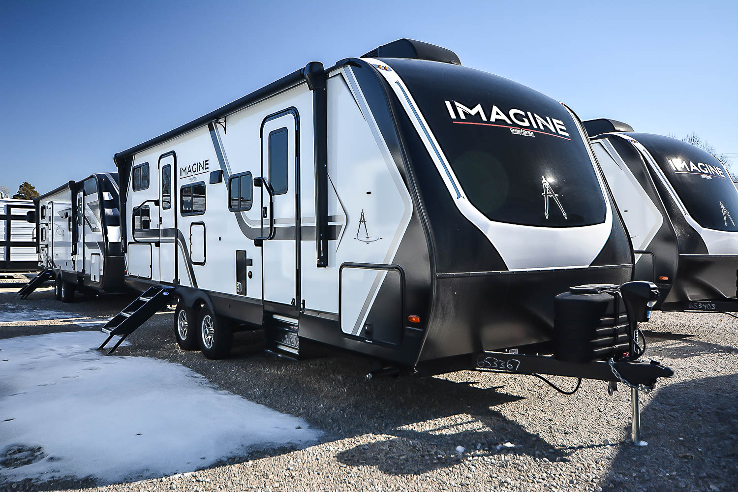 2025 Grand Design Imagine 2470BH - Camperland of Oklahoma