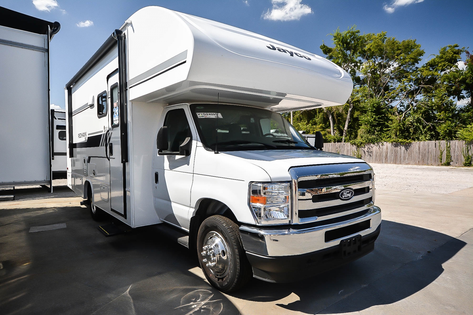 NEW 2027 Jayco Redhawk SE 22CF - Camperland of Oklahoma