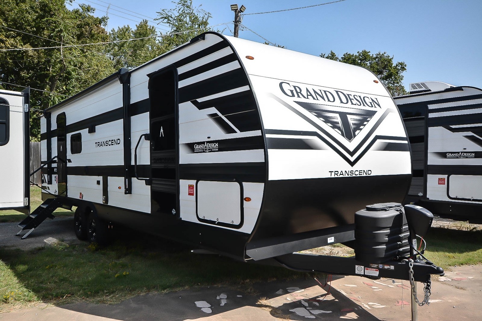 NEW 2027 Grand Design Transcend 265BHT - Camperland of Oklahoma
