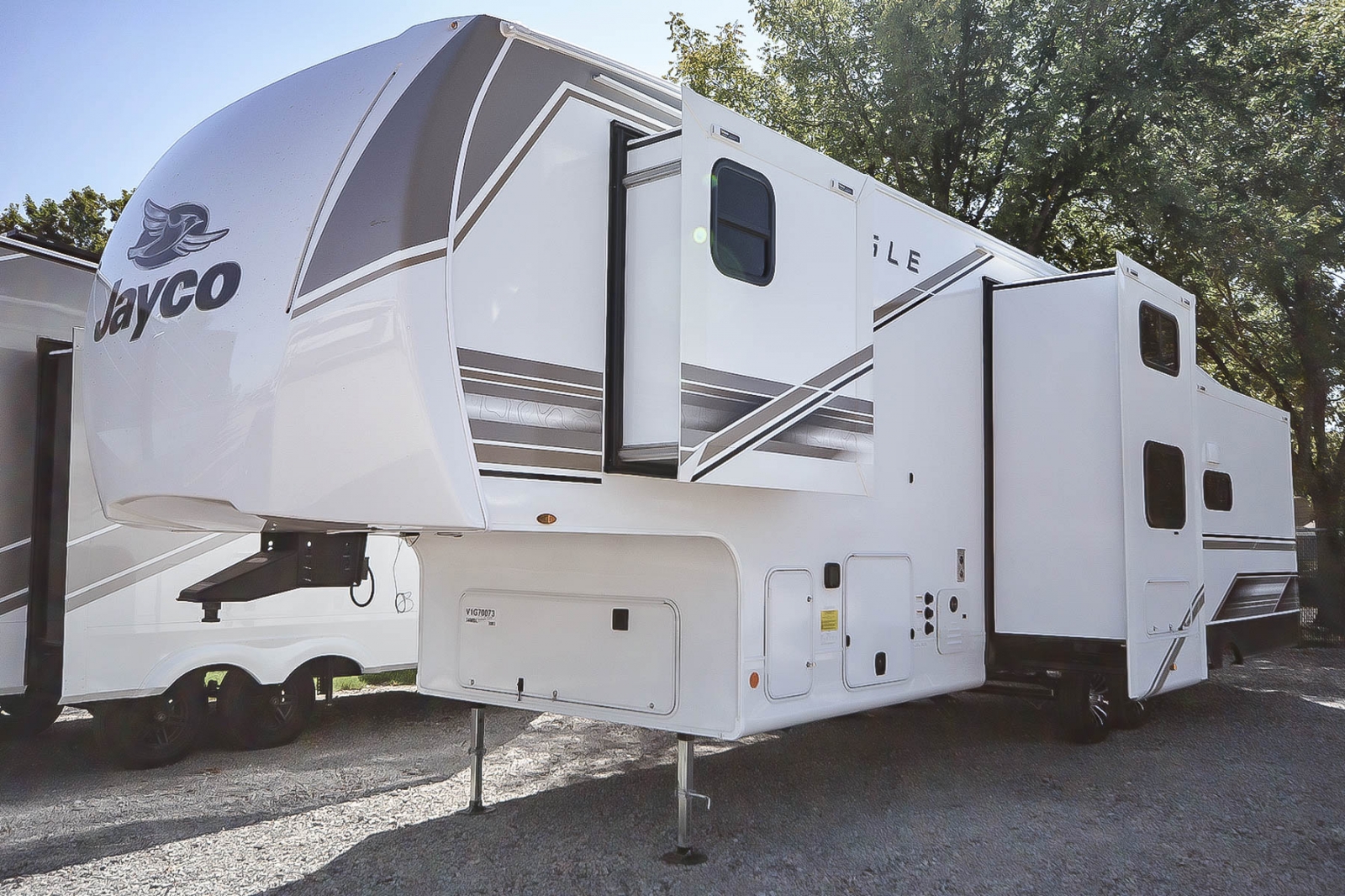 NEW 2027 Jayco Eagle SLE 34MBL - Camperland of Oklahoma