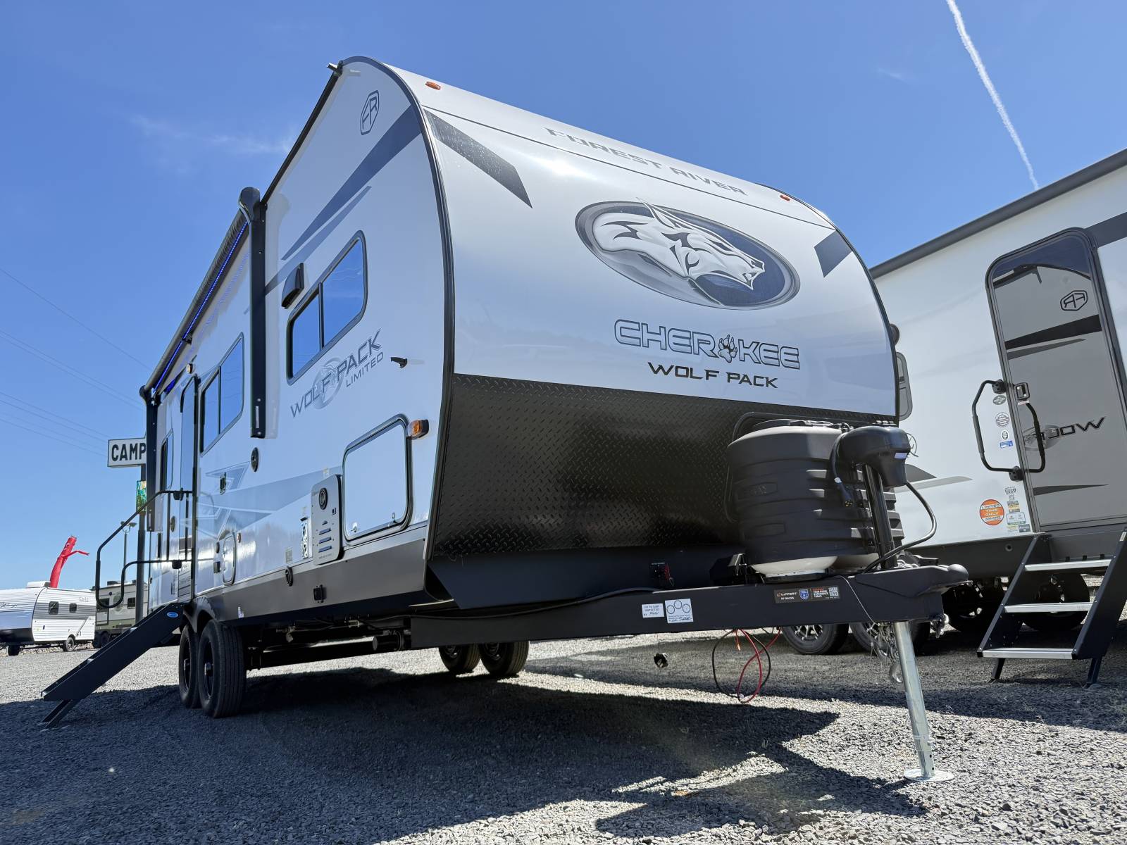 ロード・ウォリアー（14P） NEW 2026 FOREST RIVER WOLF PACK 21-14 | Camper's Choice RV